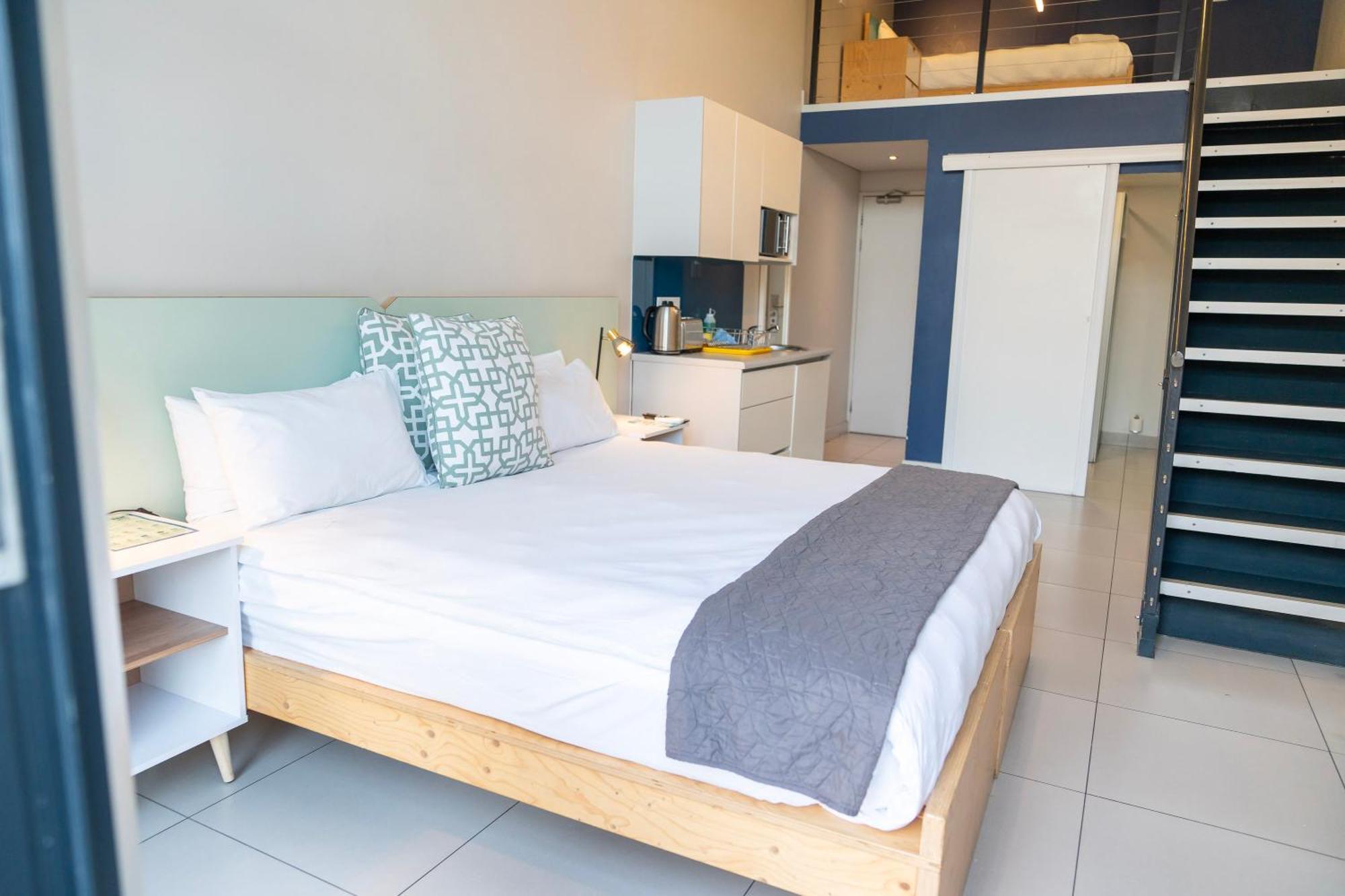 Hotel Mojo Hotel & Market 3*