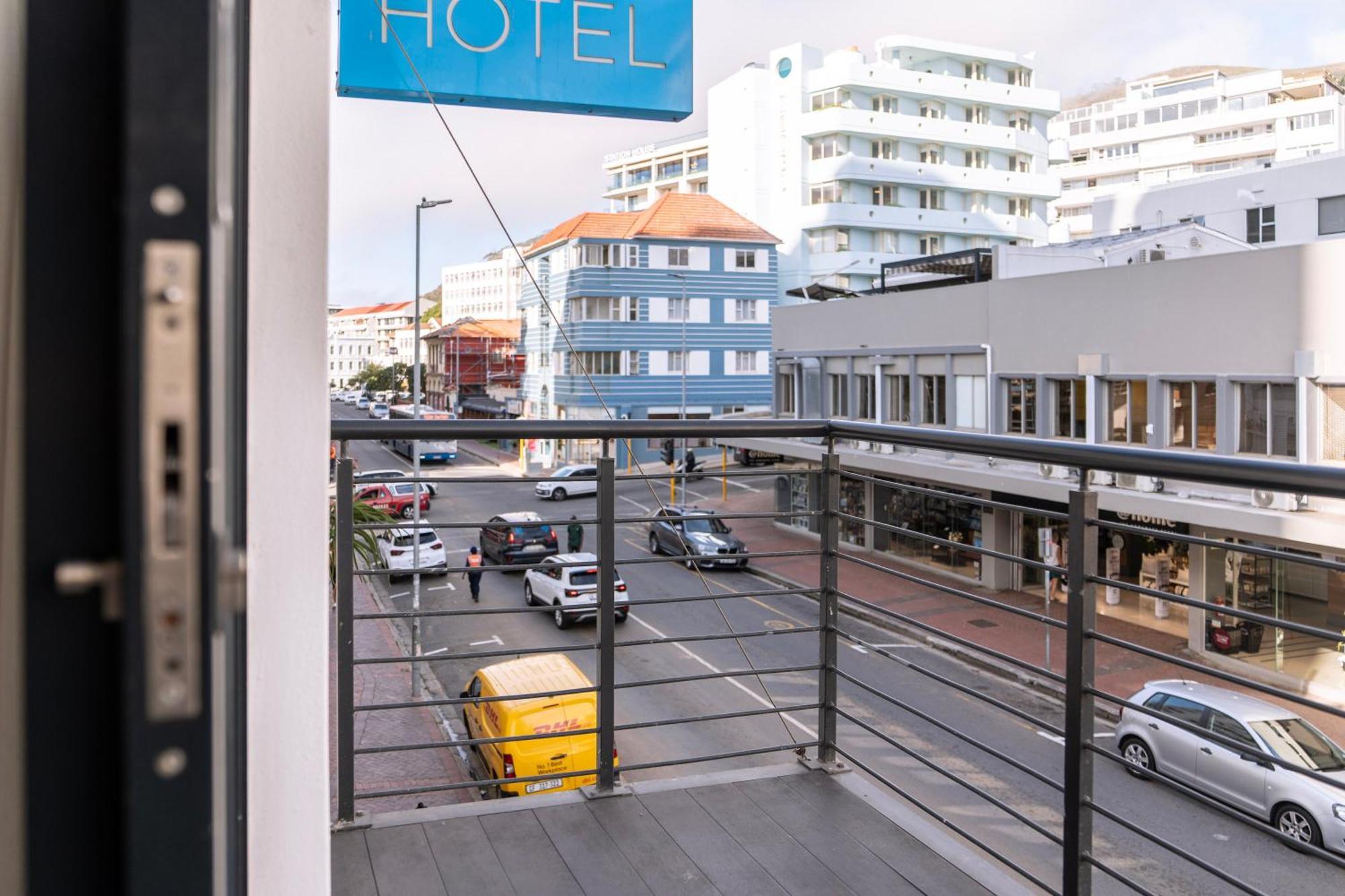 Hotel Mojo Hotel & Market