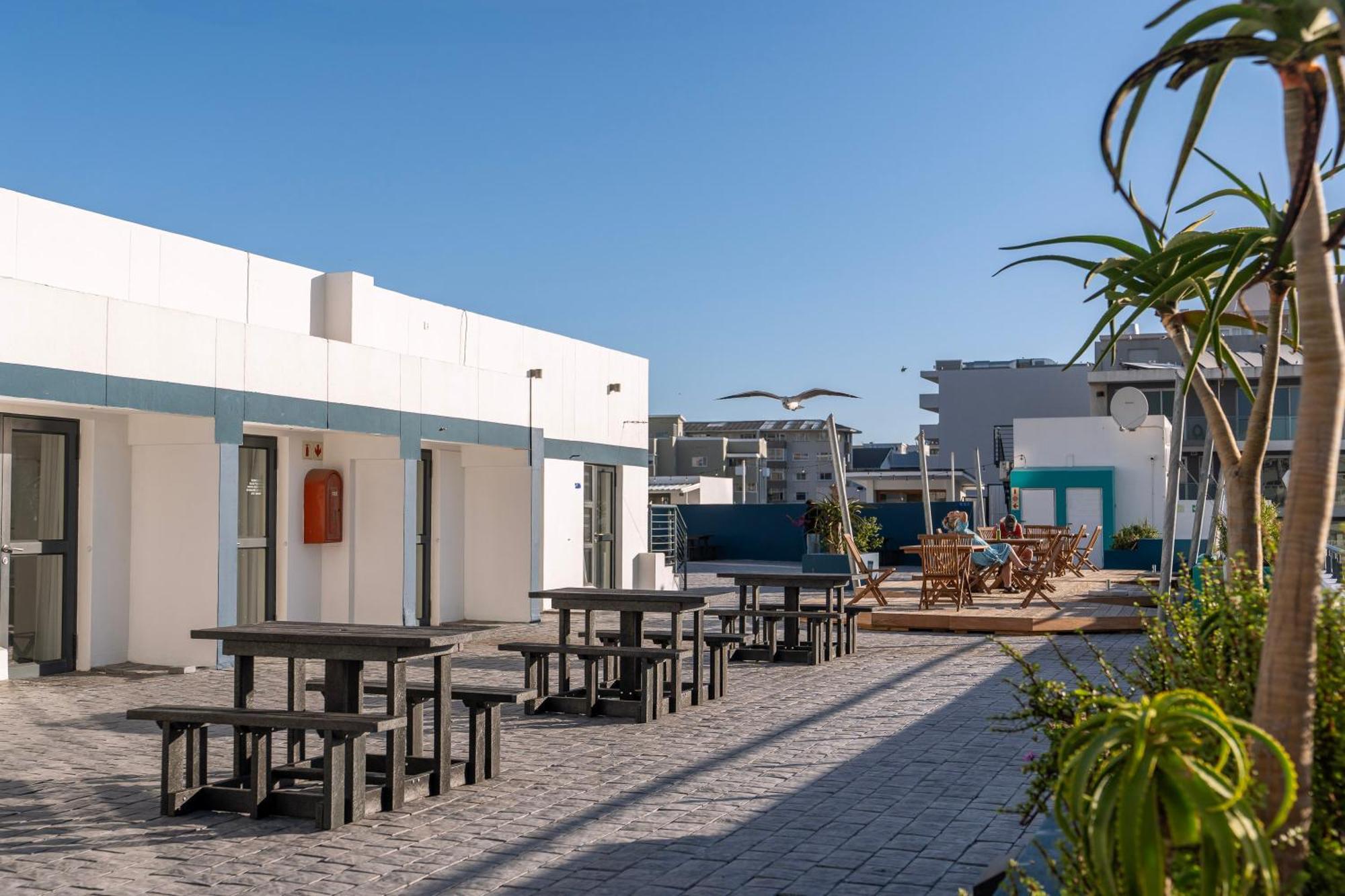 Hotel Mojo Hotel & Market